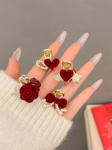 Velvet Hair Claw Clip Womens Elegant Red Diamond New Years Fashion Hair Accessories Princess Style Small Precise Headwear