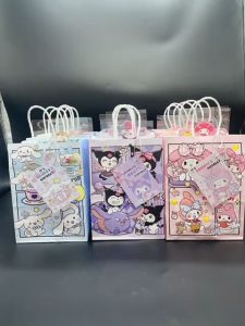 (Ready stock in Selangor) Wonderparties Ssanrio Ku romi Me lody Cinnamo roll School Kids Birthday Party Gift Set//Souvenirs/doorgifts/prize for competition/customized name cards/Pek hadiah hari jadi 三立欧库洛米美乐蒂玉桂狗主题式儿童生日精美伴手礼