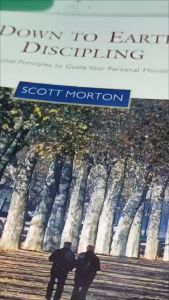 PCBS Down To Earth Discipling (Essential Principles To Guide Your Personal Ministry) Scott Morton