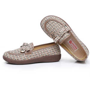Spring 2025 Plaid Old Beijing Cloth Shoes Comfortable Soft Bottom Breathable Middle-Aged And Elderly Slip-On Fashionable Flat Heel