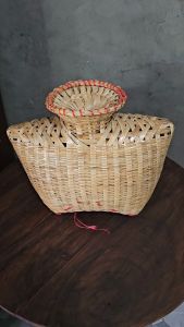 ข้องไม้ไผ่ ข้องปลา และข้องผิวไม้ไผ่ ข้องรูปไก่ ข้องไส่กู้ ขนาดใหญ่ ผู้ใช้งานได้จริง