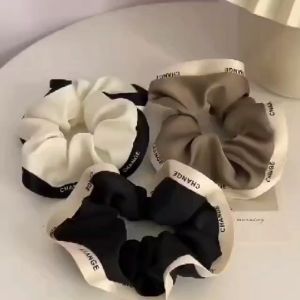 ITSHOPING - Ikat Rambut Scrunchie Glossy Satin Kunciran Rambut Wanita Korea Aksesoris Rambut