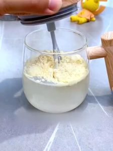 Cốc tự khuấy thông minh 400ml công suất 7000v/phút  Cốc xoay điện di động pha sữa tiện lợi kèm dây sạc