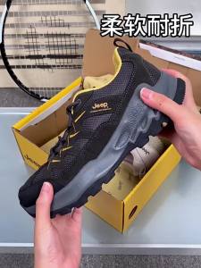 Jeep | Slip-Resistant Breathable Hiking Shoes