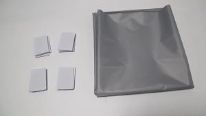 Layar Proyektor Portabel Anti-Tabulit - Silver 16:9 72" untuk Indoor/Outdoor dengan Pita Velcro Gratis