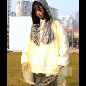 Portable Raincoat Ball Type Thickened Material Visible Bright Colour Rainy Day Easy to Bring and Storage Convenient Hanging Bag Keychain Quality Baju Hujan Jenis Bolah Bahan Tebal Pelbagai Warna Hari Hujan Mudah Dibawa dan Disimpan 挂包雨衣方便携带球形加厚材质雨天各种颜色