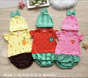 ชุดบอดี้สูท 3 ชุด พร้อมหมวก 3 ใบ แบบน่ารัก เนื้อผ้านุ่ม เสื้อผ้าเด็กผู้ชาย เสื้อผ้าเด็กผู้หญิง ชุดเด็ก เสื้อผ้าเด็กแรกเกิดถึง 9 เดือน ❇️มีสต๊อกพร้อมส่ง 🚚มีเก็บเงินปลายทาง