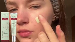 Centella Asiatica Cc Cream Repair Redness Damage Smoothing Brightening Lightweight Long Lasting Cover Pores Makeup Foundation