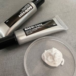 จารบีขาว ทนความร้อน หล่อลื่น MADGREASE จารบีหลอด จาระบีขาว สังเคราะห์ White Lithium Complex Synthetic (PTFE) จาระบีโซ่ อัดจารบีง่าย