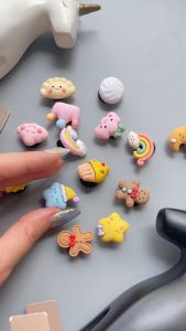 Bộ 14 Jibbitz Sticker Charm 3D chủ đề bánh bao DIY nhựa cứng gắn Dép Crocs Cross Dép Sục Cá Sấu MayTo