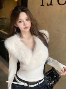 GUZILIAN | Slim Fit Long Sleeve T-Shirt Womens Korean Style V-neck Pure Color Slimming Waist Design Fur Collar Trendy Base Top