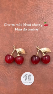 Charm Cherry Đỏ Ombre Móc Khóa | Phụ Kiện Trang Trí Túi Xách Ví Bóp Handmade | Cherry Resin Cuống Hợp Kim Kẽm Chống Gỉ