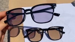 Photochromic Eyeglasses Men Anti Radiation Glasses Retro Fashion Square Black Frame
