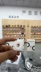 GIFT Mini Hidden Camera Detector Anti Spyfinder protable Pinhole Lens-peeping For Travel Hotel Hidden Lens Detect  Mini pengesan kamera tersembunyi Anti Spyfinder portable Pinhole Lens-peeping untuk Hotel perjalanan pengesan lensa tersembuny