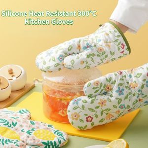 Microwave Oven Insulated Gloves Heat-resistant Anti-scald Thickened Gloves Oven-specific Baking Tools Kitchen Gloves