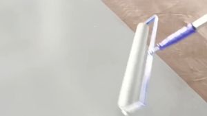 ลูกกลิ้งทาสีพื้นและผนังขนาด 18 นิ้ว - พลาสติก/โลหะทนทาน ผ้าสักหลาดสูง 3/8 นิ้ว - เหมาะสำหรับการทาสีและติดวอลเปเปอร์