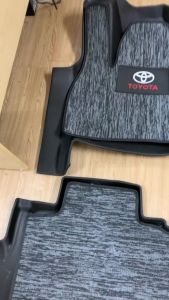 Thảm sàn TPE NHỰA 5D đúc nguyên khối dành cho xe Toyota Innova 2017-2022 Innova Cross 2023-2025 TRÀN VIỀN BẬC CHÂN - 3H
