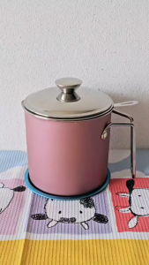 หม้อกรองน้ำมัน ที่กรองน้ำมัน ถ้วยกรองน้ำมัน (สแตนเลสเกรด 304 หนา) (ปริมาตร 1.2L/1.3L) ขนาดปาก 12 ซม.(ตราTK)