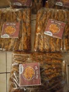 paket usaha mie gulung untuk di jual kembalu isi 25