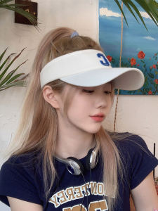 หมวกทรงสูงผ้าฝ้ายสไตล์เกาหลีลําลองพร้อมดีไซน์ตัวอักษรหมวกป้องกันแสงแดดปีกกว้างสําหรับผู้ชายผู้หญิงเยาวชนเหมาะสําหรับทุกฤดูกาล