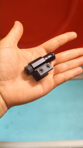 Đèn Laze Kim Loại Mini Đ3 Pin Sạc Tia Đỏ Chỉnh 4 Hướng
