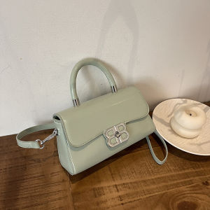 Stylish Retro Underarm Bag for Women Commute Single Shoulder Crossbody Bag Trendy Handbag Soft PU Leather Medium Size