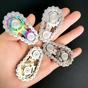 Con quay Fidget spinner hợp kim – bánh răng kim loại giảm stress mới nhất 2025