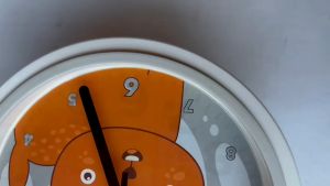 Jam Dinding dan Meja Animal Series Desain Animasi Binatang Sweep Silent 20cm