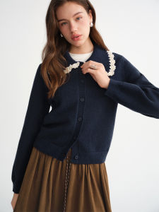 DUSHU | Slimming Lace Trimmed Carved Flower Large Size Knitted Cardigan