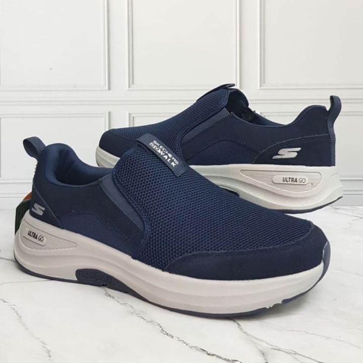 Beli 2025 sepatu skechers