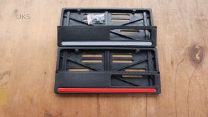 Dudukan Bingkai Plat Nomor Motor 1 Set Depan Belakang Universal