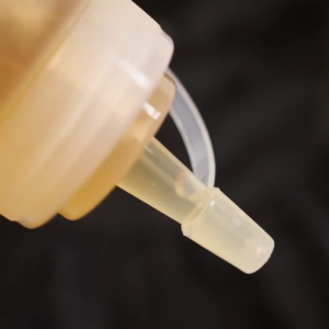 17 MILE 3Pcs 1000ml Squeeze Bottle with Cap Sauce Dispenser BBQ Sauce Vinegar Oil Bottle Ketchup Squeezer