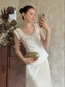 XXNING | French Lace Trimmed Fitted Sleeveless Top