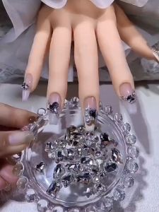 12 Girds 3D Warna-warni Jelas Segi Campuran Ukuran rhinestones Nail Art Decals Decor