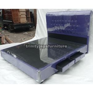Dipan Laci Sandaran Full/trinityjayafurniture