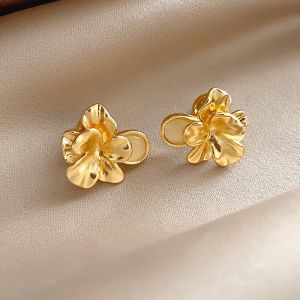Elegant French Style 3D Metal Flower Cats Eye Stone Earrings Womens Fashion Retro Ladylike Look Hoops Pair Set