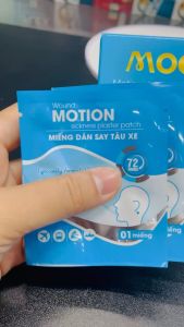 Miếng dán hỗ trợ chống say tàu xe Mochi thảo dược. Dán say xe hiệu quả nhanh chóng sau 10 phút tác dụng trong72h