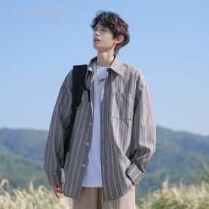 HetingHOME | เสื้อเชิ้ตแขนยาวทรงหลวมสไตล์อเมริกันสำหรับคู่รัก Hetinghome ฤดูใบไม้ร่วง แฟชั่นผู้ชายและผู้หญิง เสื้อเชิ้ตผ้าโพลีเอสเตอร์ผสมคอตตอน