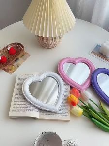Love Heart Mirror Cermin Love Hati Aesthetic Portable Cermin Meja Kaca Rias Makeup