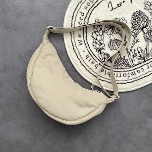 Womens Casual Dumpling Shaped down Shoulder Crossbody Bag Autumn Winter New Style Nylon Material Zipper Closure Pure Color