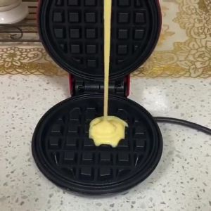 [SG]Mini Waffle Maker Electric Waffles Maker Mini Waffle Pot Electric Breakfast Waffle Machine  Egg Cake Pan Eggette