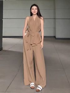 QFN | Popular Luxurious Elegant Feminine Flax Halter Neck Outfit