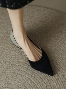 รองเท้าส้นเตี้ยผู้หญิงส้นเตี้ยขนาด 41-43 ขนาดเล็กขนาด 31 32 33 นิ้วเท้าชี้แบบสวมแฟชั่น ลำลอง รองเท้าสําหรับสวมใส่ทุกวันพื้นรองเท้ายาง