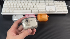 Guardio F2 Secure Lock เคสใส AirPods 4 / AirPods Pro 3 กันกระแทก มีห่วงคล้อง ใส่กระชับ ไม่หลุดง่าย