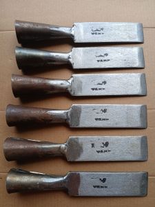 Pahat Ukir Kayu Ukuran 3 Cm