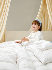 Four Seasons Comfortable Breathable Quilt