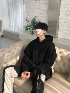 เสื้อฮู้ดคอกลมแขนยาวผ้าฝ้ายสีดำเข้มสำหรับผู้ชาย ฤดูใบไม้ผลิและฤดูใบไม้ร่วง ทรงหลวม สไตล์อเมริกัน เสื้อคลุมกันหนาวแบบลำลองสำหรับคู่รัก