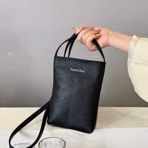 กระเป๋าสะพายข้างหนังวัวชั้นบนแบบมินิสำหรับผู้หญิง กระเป๋าถือหนังวัวชั้นบนสไตล์เกาหลี กระเป๋าสะพายข้างแบบสะพายข้างสำหรับใส่โทรศัพท์มือถือ