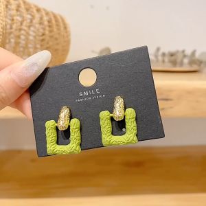 ❤️【Ready&COD】-Anting persegi hijau mentega geometris anting desain khusus kelas atas untuk wanita musim panas