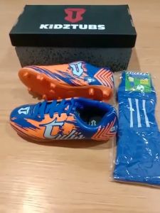 KIDZTUBS Sepatu Bola Anak Paket Komplit Sepatu Bola Tas Skin Deker Kaos Kaki Usia 6-10 Tahun Size 28 29 30 31 32 33 34 35 36 37 KDZ1539122224